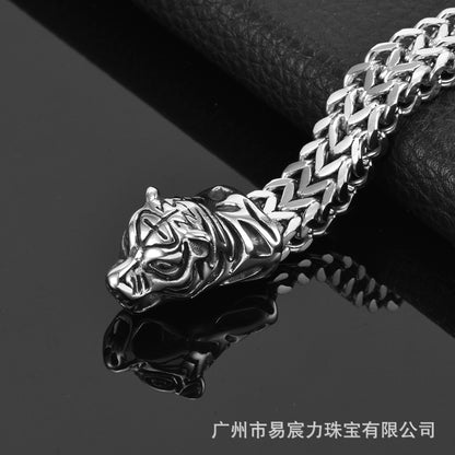 Factory direct sales European and American stainless steel bracelets titanium steel bracelets hip-hop style bracelets tiger head style domineering stainless steel bracelets