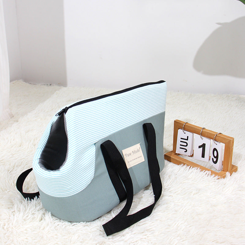 Simple style pet shoulder bag breathable portable dog take-out bag cat crossbody removable washable bag wholesale