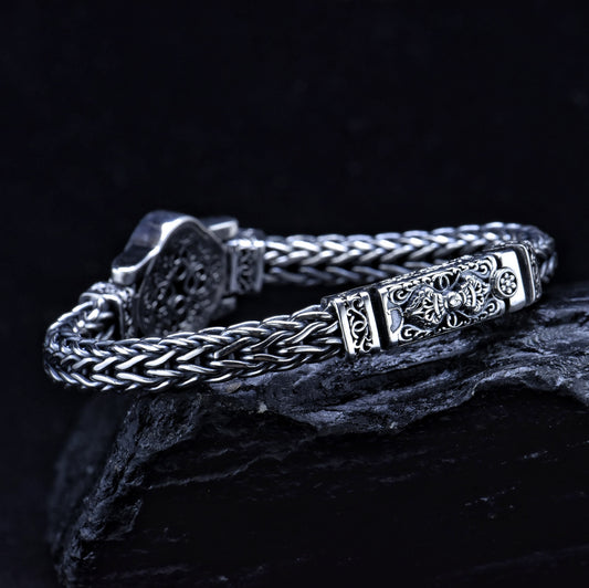 S925 sterling silver retro hand-woven domineering lion personality bracelet for men and women, ethnic style couple, national fashion silver jewelry