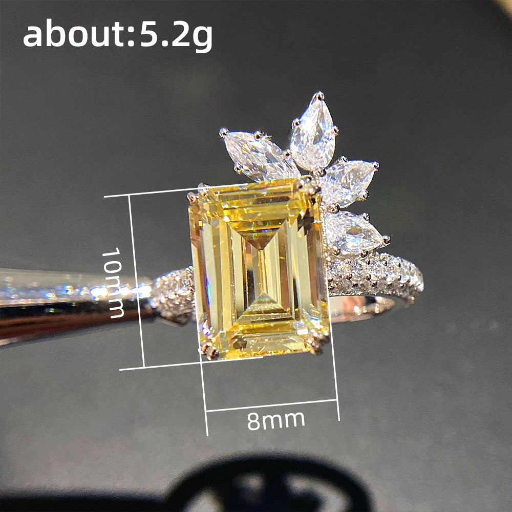 Cao Shi's temperament princess-cut diamond and zircon ring, retro yellow diamond flower ring for women, super flash fashion lace ring